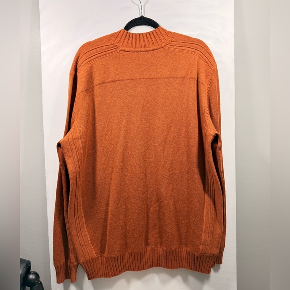 Men's Riggins Size XXL V-Neck Sweater - Orange - Picture 4 of 6